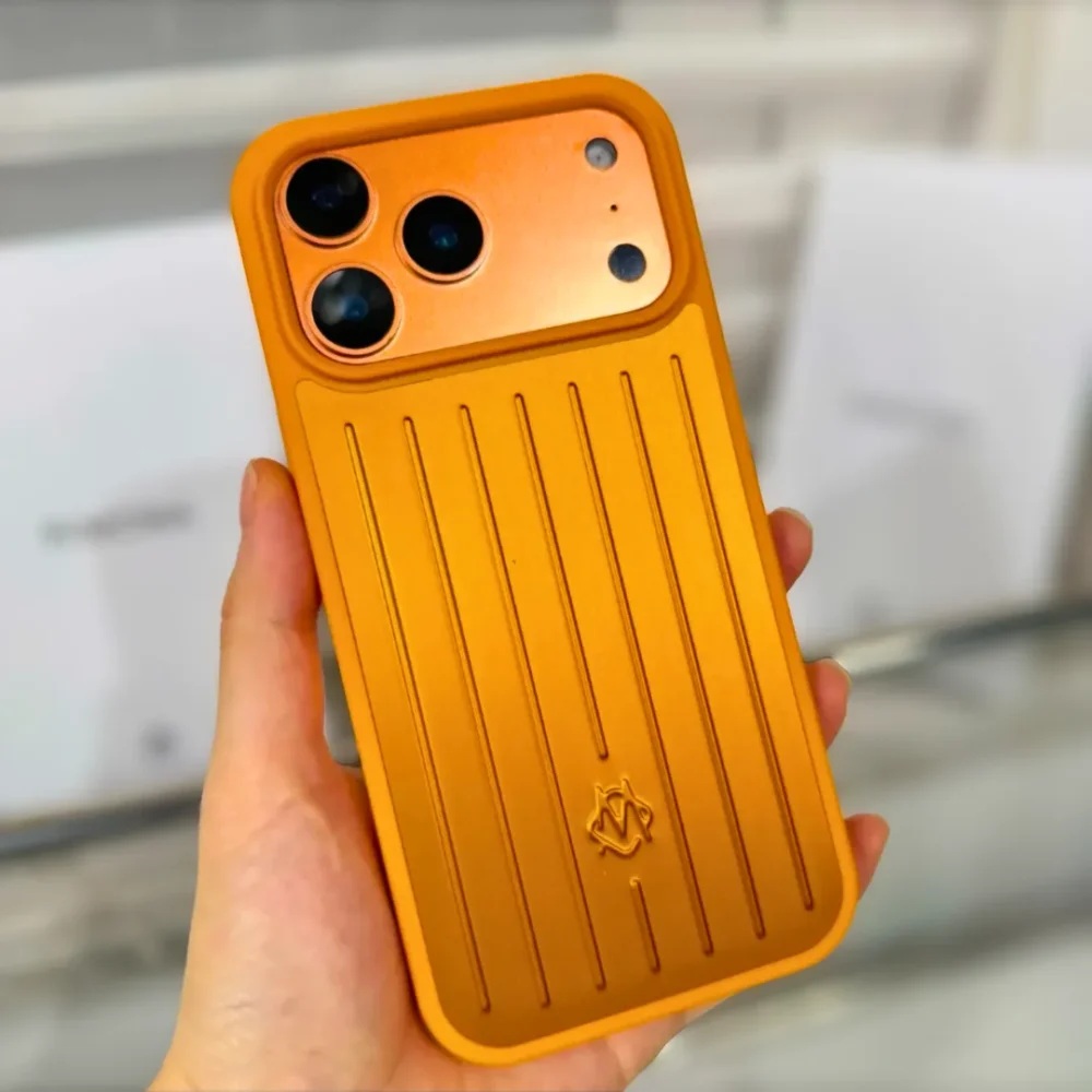 Rimova Aluminium Stripes Case for iPhone 17 Pro & 17 Pro Max - Luxury Metal Look