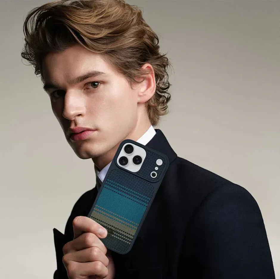 Santa Barbara Polo Kyle Carbon Fibre MagSafe Case for iPhone 17 Pro & 17 Pro Max Santa Barbara Polo Kyle Carbon Fibre MagSafe Case for iPhone 17 Pro & 17 Pro Max