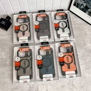 iPhone 17 Pro Case UAG Monarch with Built-in Kickstand MagSafe Compatible Rugged Carbon Fiber & TPU