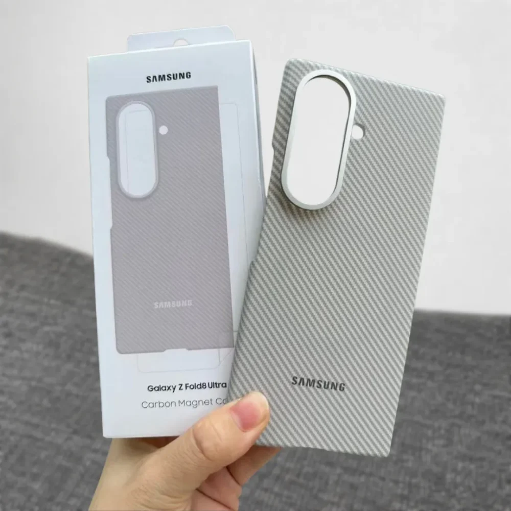 Fold 8 Ultra Carbon Magnet Case