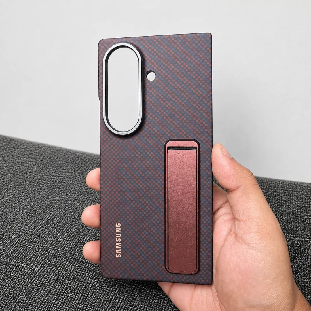 Samsung Galaxy Z Fold 8 Ultra Carbon Fiber Standing Case with Metal Kickstand - Image 5