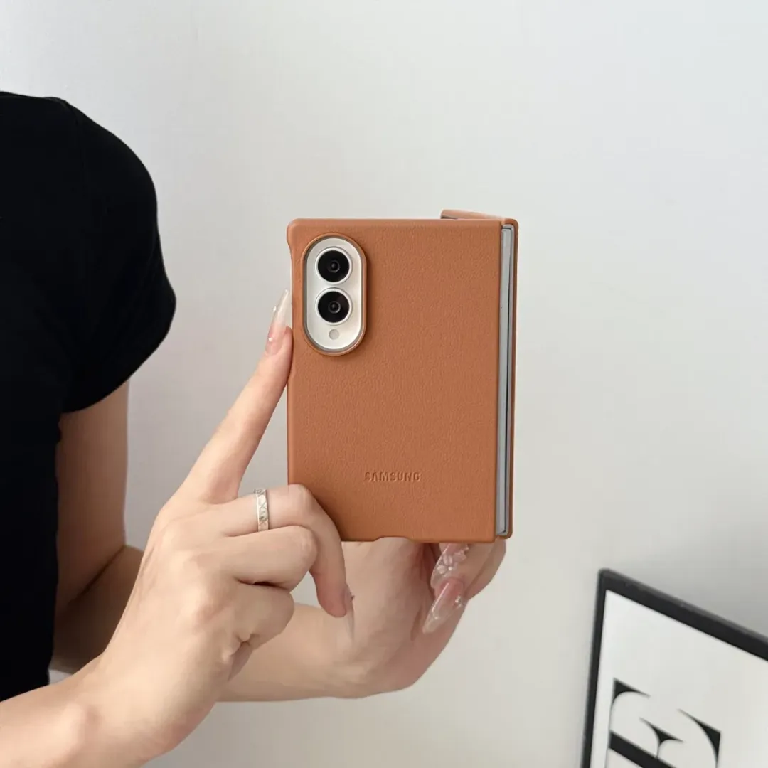 Samsung Galaxy Z Fold 8 Faux Leather Case with Camera Protection and Soft-Touch Coverage - Image 5
